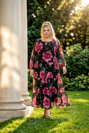SASHA VIVIEN  chiffon met een vleugje zijde jurk gevoerd