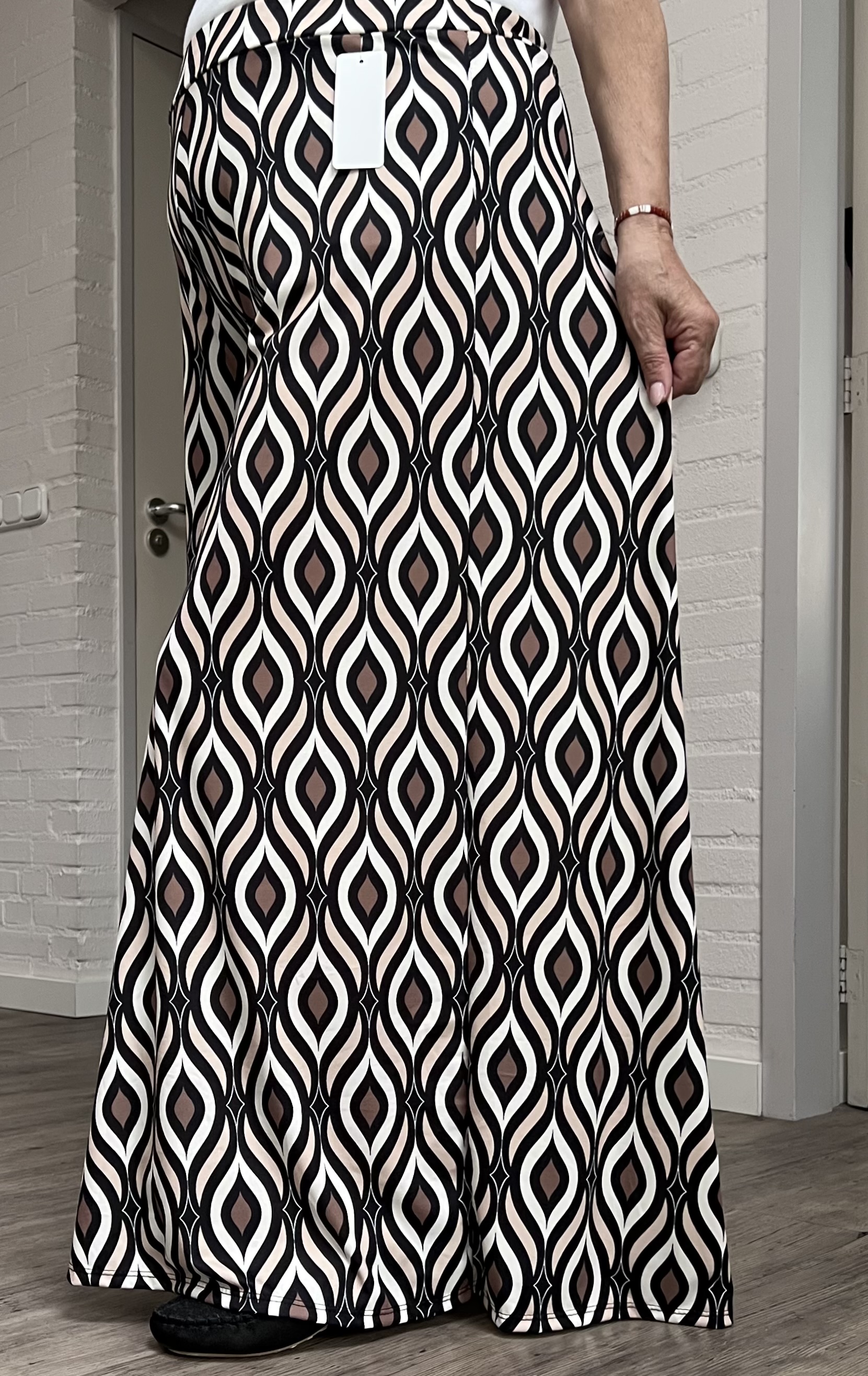 ITALY Mode jersey viscose  wijde broek apart /zeer rekbaar/zwart/beige