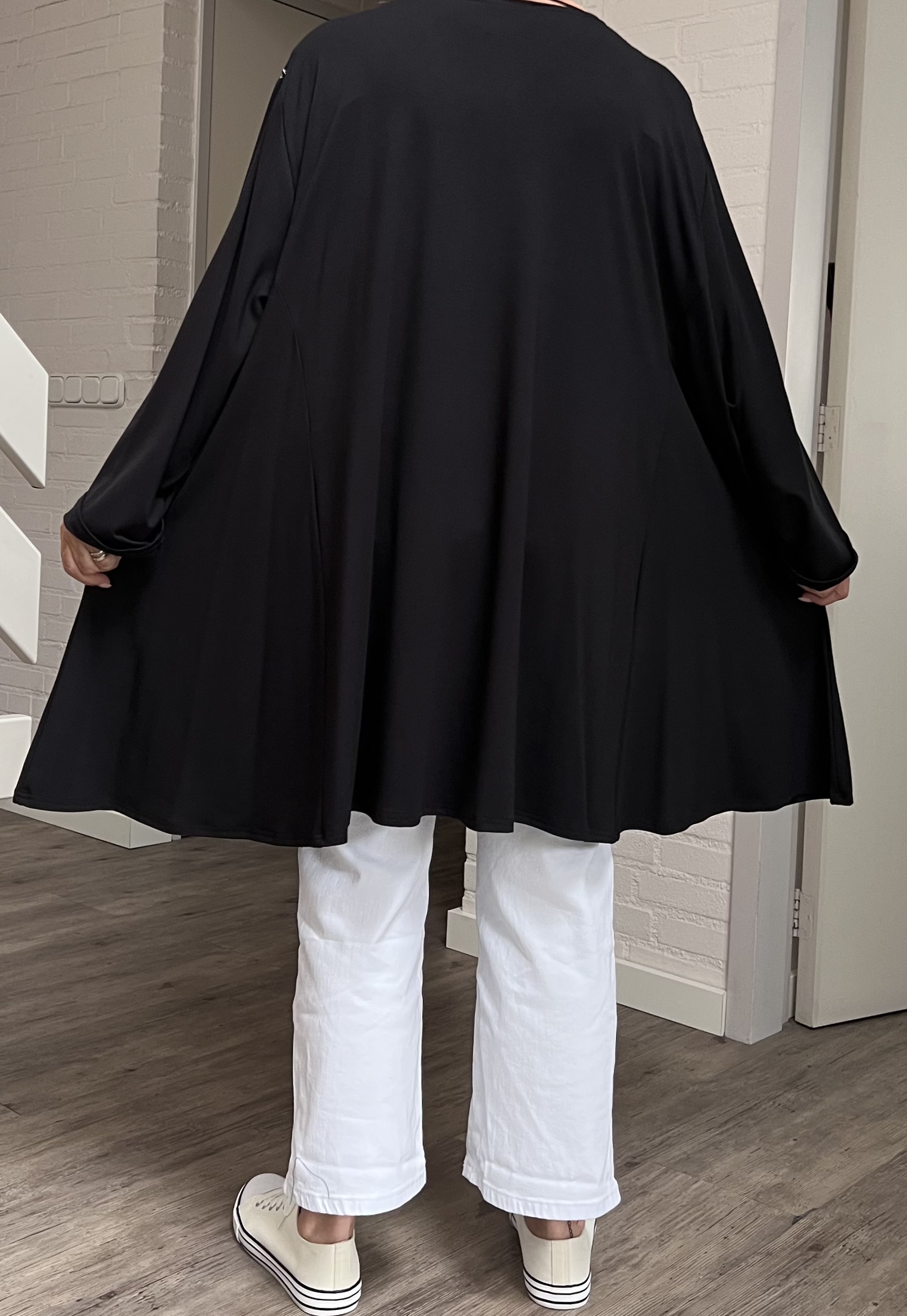 New Jersey oversized viscose A-lijn tuniek met aparte decolleté/extra wijd/ stretch/zwart/wit