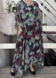 Bella Romina oversized A-lijn viscose chiffon jurk  apart (extra groot)