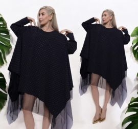 ITALIA Style oversized tuniek/jurk versierd met kleine steentjes/gevoerd met tule/ zwart /stretch