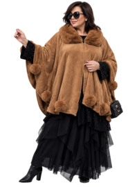 ITALIA  gebreid super zacht omslagdoek/poncho met bont