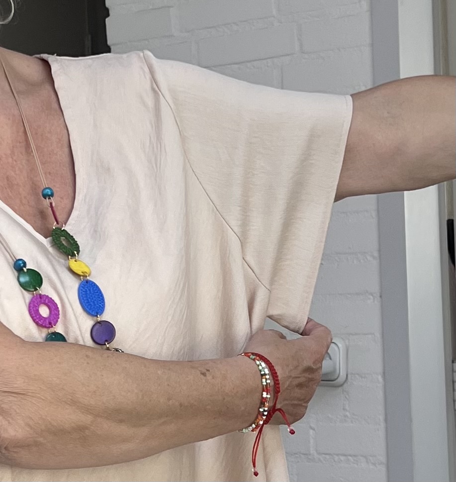 ITALIA MODA viscose  A-lijn jurk met ketting /in meerdere kleuren