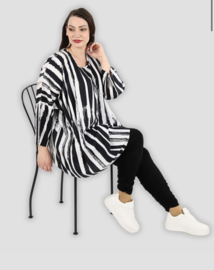 AKH oversized viscose tuniek/top zwart/wit  apart