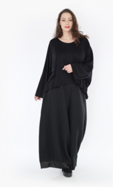 AKH oversized viscose mix broek stretch zwart