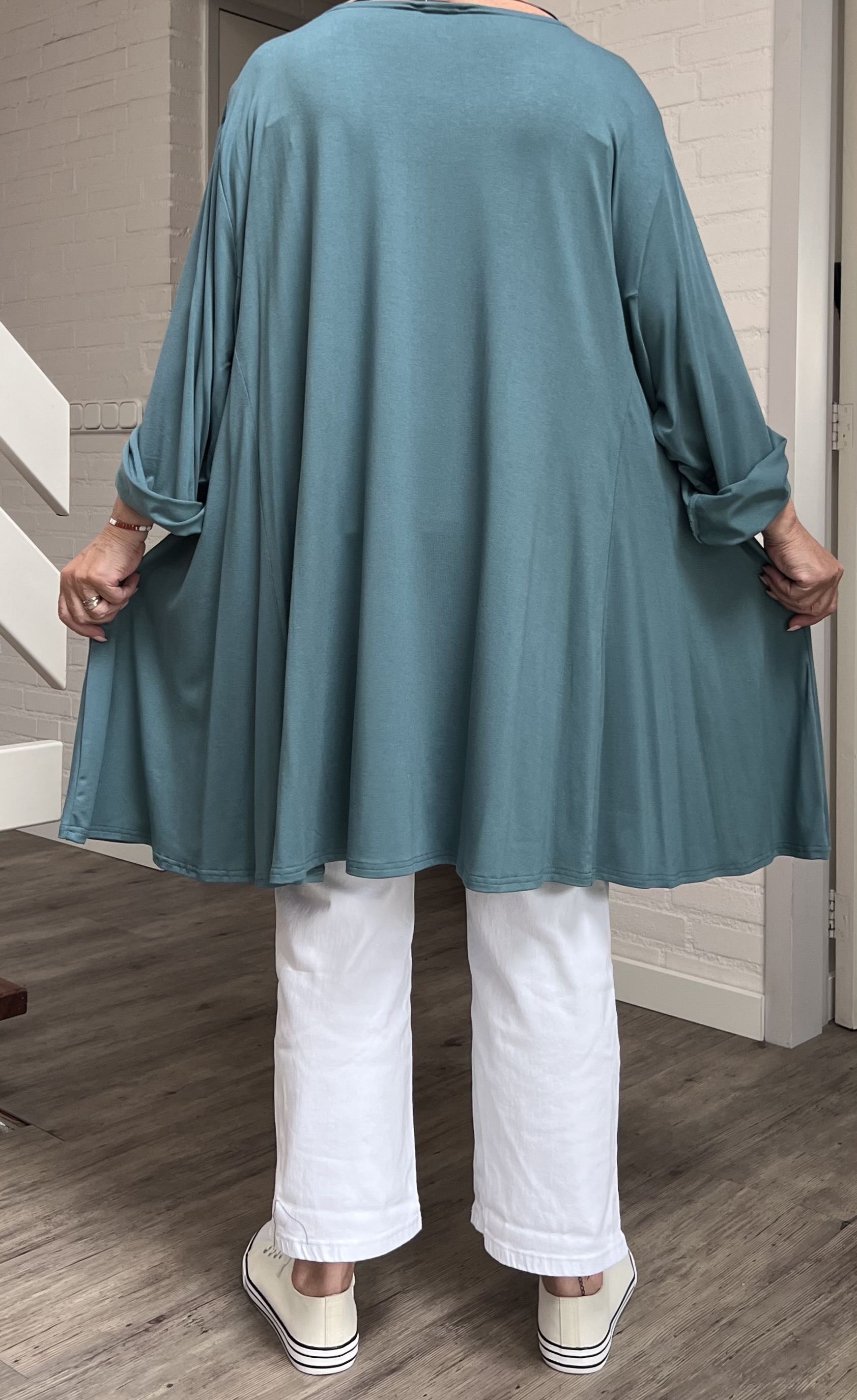 New Jersey oversized viscose A-lijn tuniek met aparte decolleté / stretch