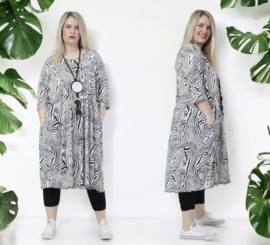 AKH oversized viscose A-lijn jurk met zakken apart  zwart/wit/stretch
