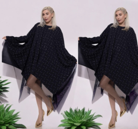 ITALIA Style oversized tuniek/jurk versierd met kleine steentjes/gevoerd met tule/ zwart /stretch