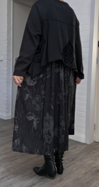 FlyOut  oversized jersey katoen viscose A-lijn jurk zwart stretch