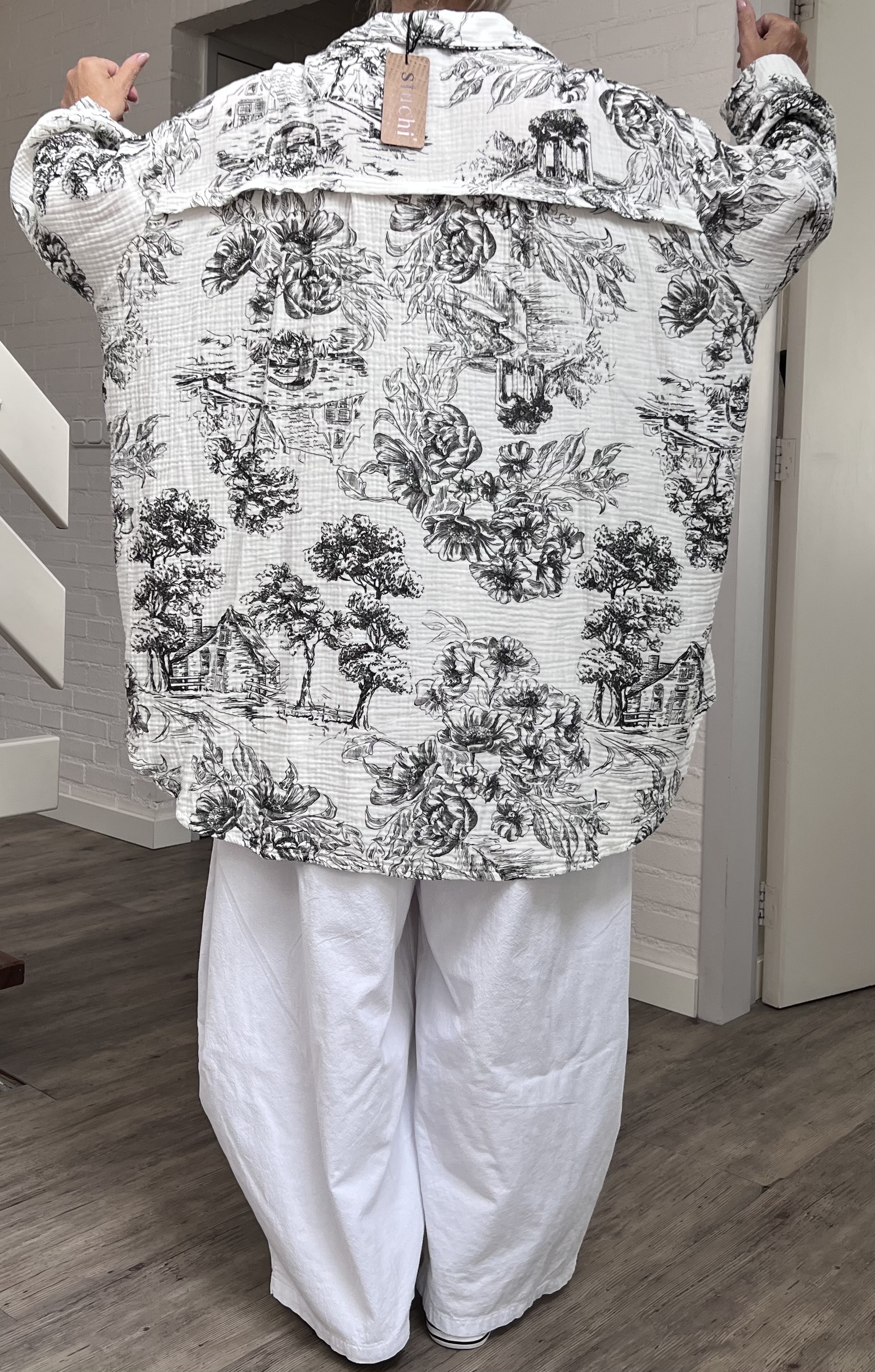 ITALIA oversized mousseline  katoen  A-lijn top/hemd  wit/zwart