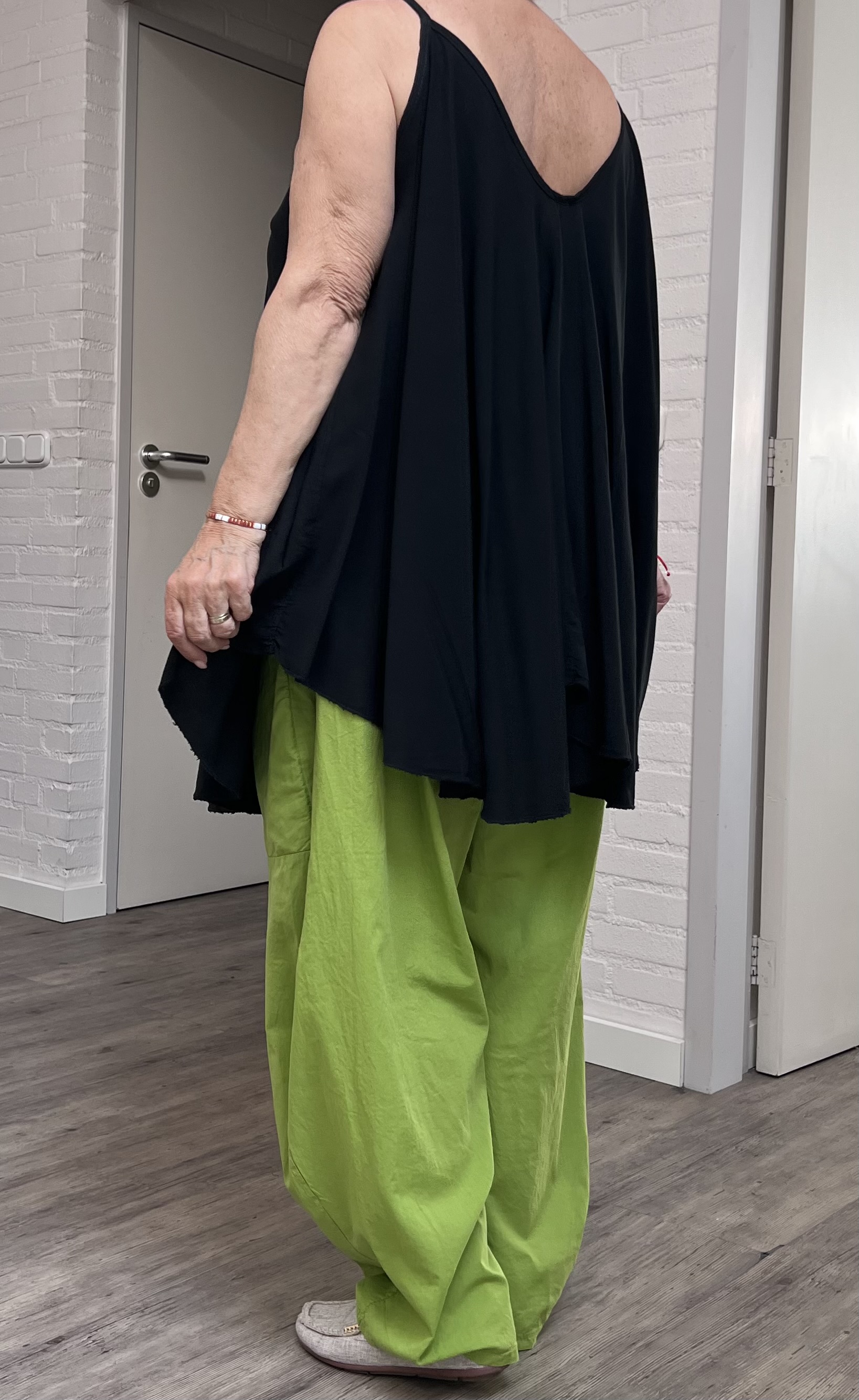 ITALIA oversized viscose A-lijn zomer top zwart