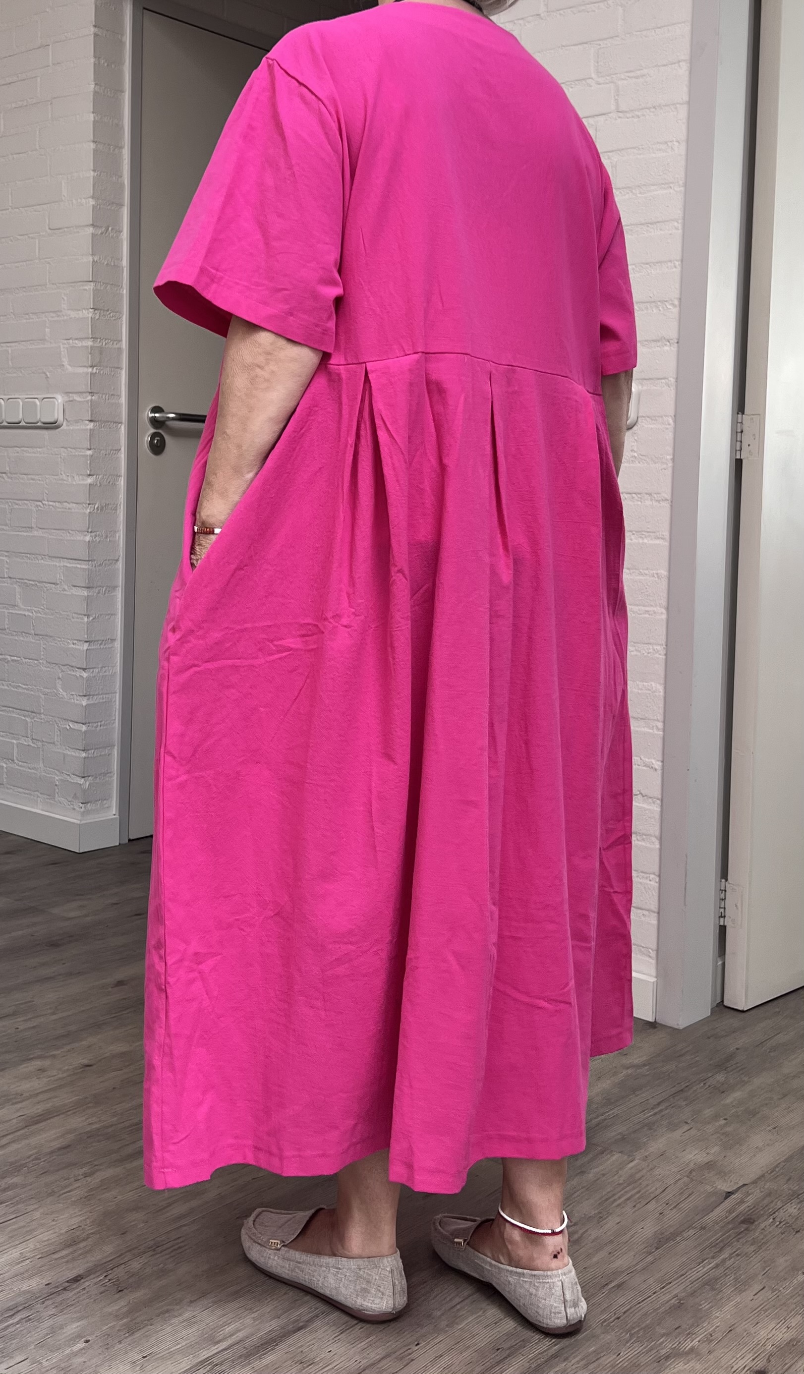 ITALIA  MODA  linnen/viscose wijde jurk met zakken apart