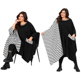 AKH oversized gebreide tuniek/jurk  apart stretch zwart/wit