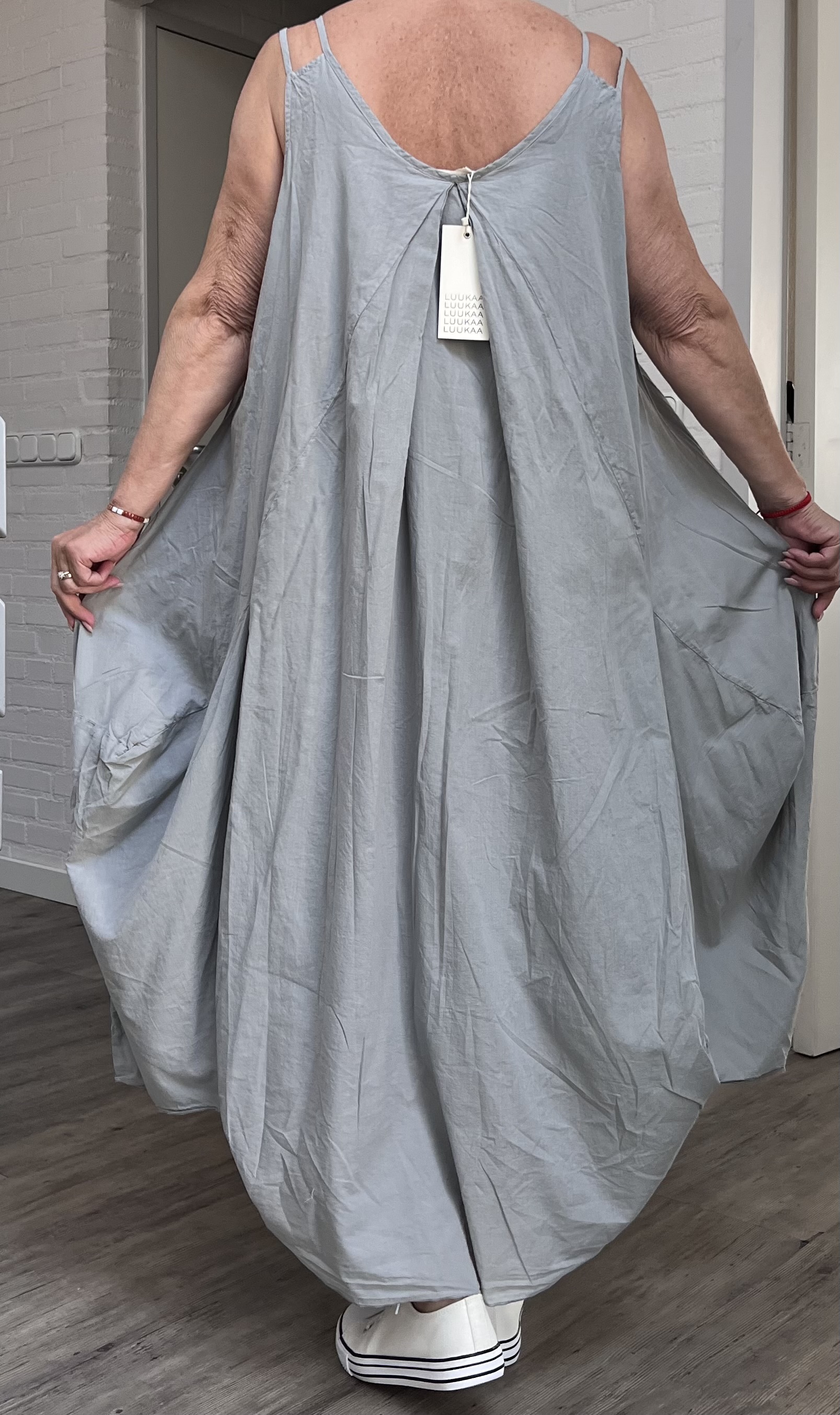 LUUKAA oversized katoene A-lijn jurk/apart/gevoerd