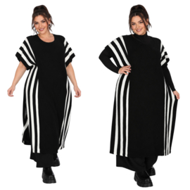 AKH oversized gebreide  tuniek/jurk  apart stretch