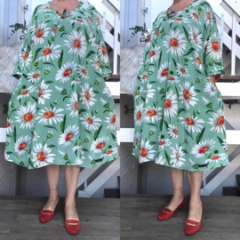 Nora oversized A-lijn viscose jurk met zakken apart (extra groot)