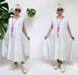 AKH oversized linnen mix A-lijn jurk  apart