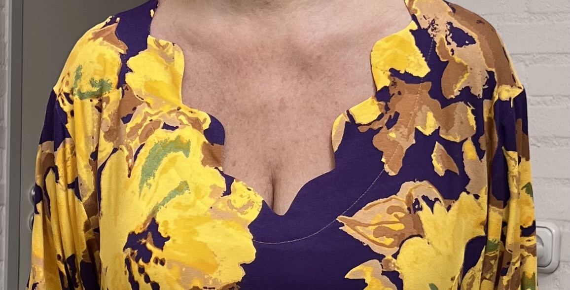 Ophilia viscose A-lijn tuniek  met aparte decolleté stretch