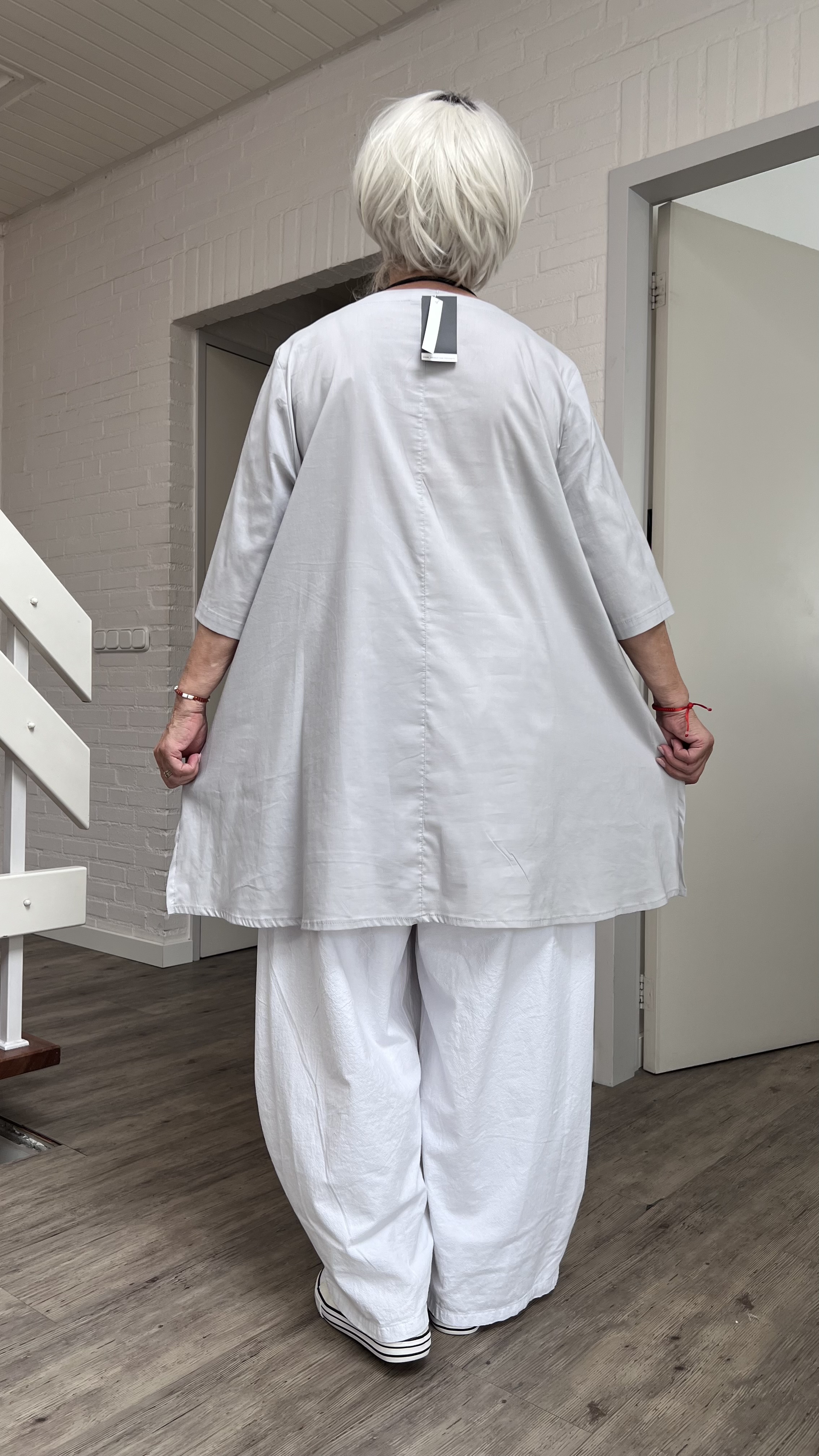 SINNE design.. A- lijn viscose tuniek met taft /stretch