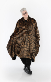 AKH oversized winterjas in ballonvorm van zware bontkwaliteit gevoerd