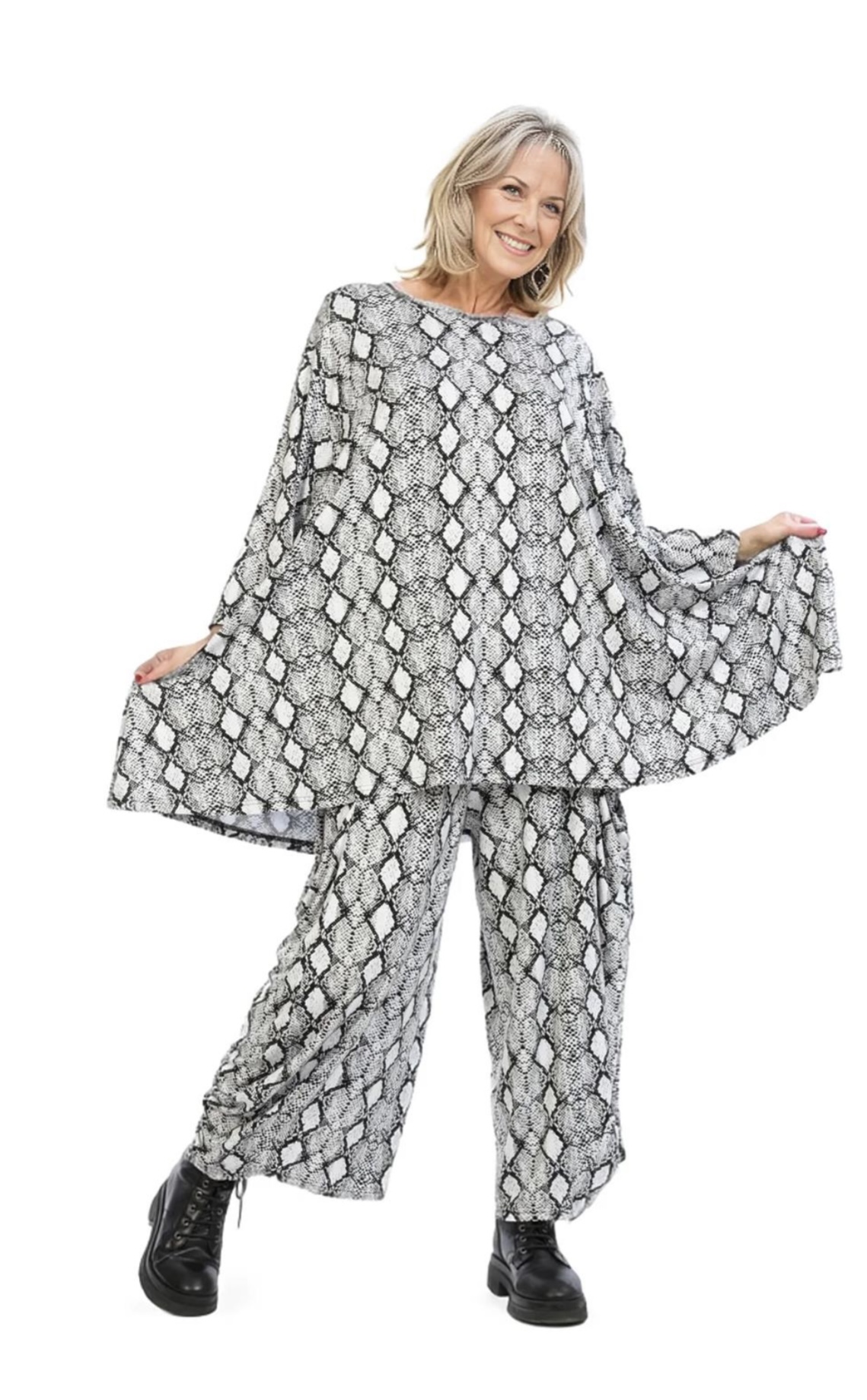 AKH oversized viscose A-lijn top/tuniek/apart/stretch