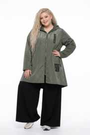 ITALIA  oversized  tussenjas  waterbestendig met ritssluiting en capuchon /in meerdere kleuren