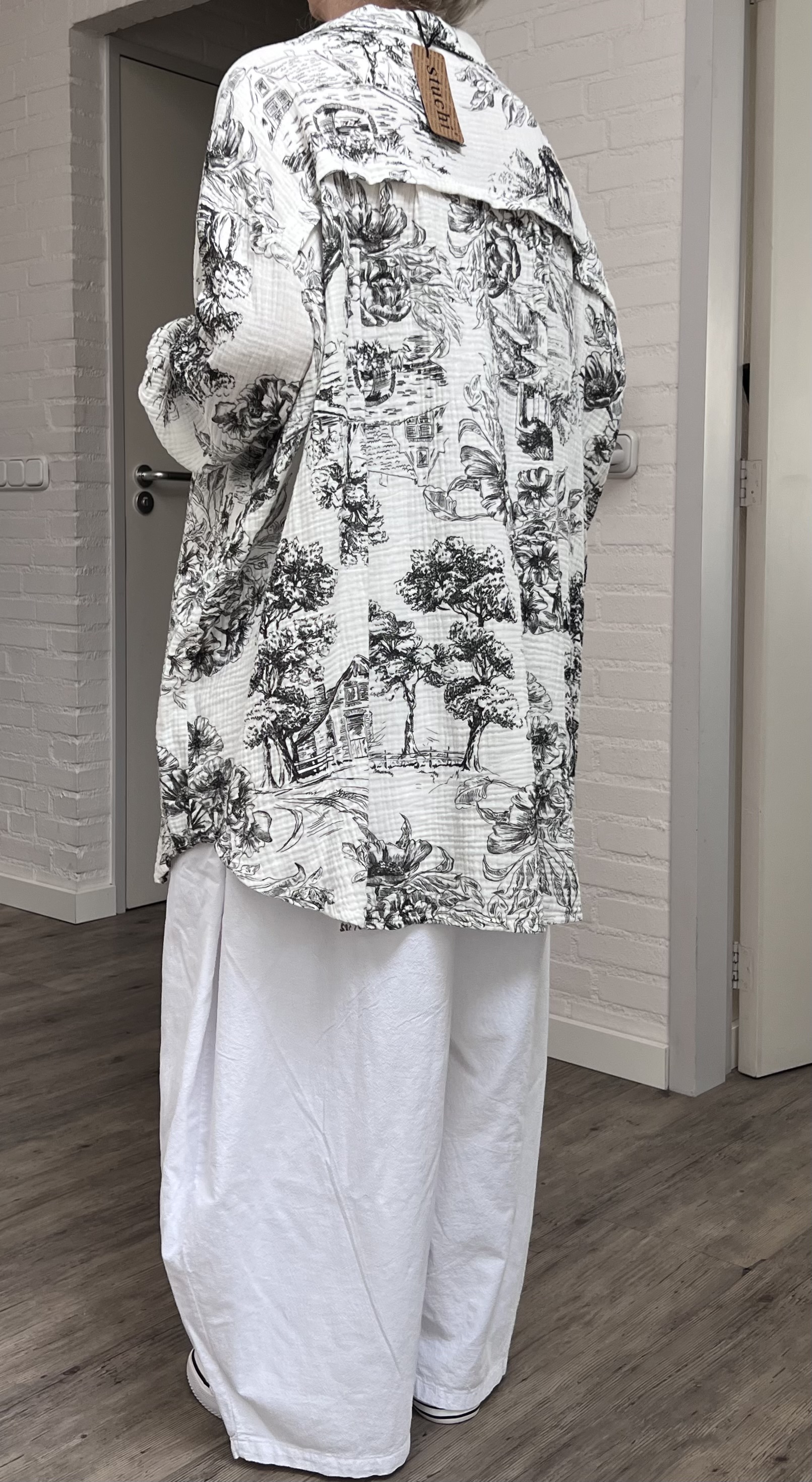 ITALIA oversized mousseline  katoen  A-lijn top/hemd  wit/zwart