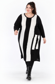 AKH oversized gebreide tuniek/jurk  apart stretch zwart/wit