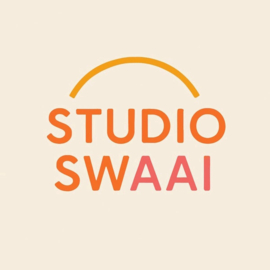 Studio Swaai – Hartjesdans behang | Terracotta & Roze SW-74-HC02