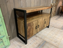 Mangohouten Dressoir 135 cm