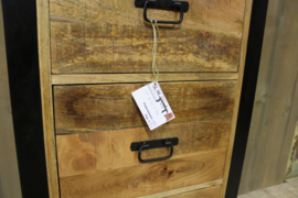 Mangohouten boekenkast met lade 55 cm