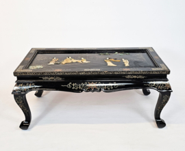 Chinese lak-  'Coffee table' - handwerk - verguld - parelmoer - China - 3e helft 20e eeuw