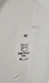 SMF Schramberg - Eva Zeisel - majolica - aardewerk - botervloot - fruitschaal - 2e kwart 20e eeuw
