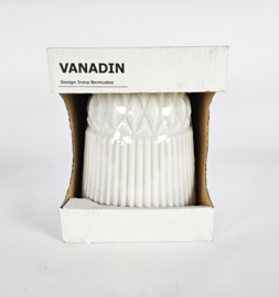 Ikea design - model Vanadin -  designer Inma Bermudez - glas - 2013
