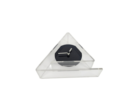 Quartz klokje - ´Triangle´ -  plexiglas - post modern - Memphis stijl - 80's
