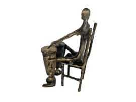 Verbronsd- Man met Congo Drums - beeld - 3e kwart 20e eeuw