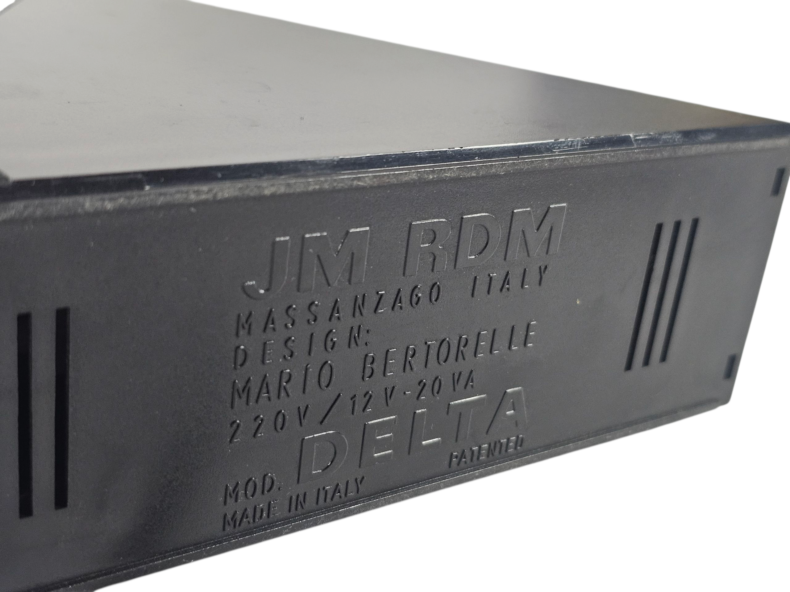 JM RDM  - design Mario Bertorelle - model Delta - Post Modern- 80's