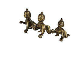 Vintage mooie messing hindoe god baby Krishna standbeeld decoratieve figuur - Lord Little Baby Krishna koperen standbeeld in kruipende posture - voor 2000
