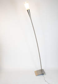 Hala Zeist - vloerlamp - geborsteld staal - gesatineerd glas - post modern - 90's