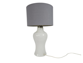 Design M - Ingo Maurer - model  ML-2  - opaalglas - tafellamp - 60's