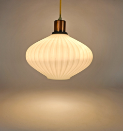 Vintage - Ufo lamp - opaline - koper - Scandinavisch - 1970s