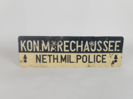 Wandbord  - metalen plaat - Kon. Marechaussee Neth. Mil. Police - 3e kwart 20 eeuw