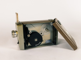 Kodak Brownie  - Movie camera - f/1.9  - model 3 - 1955