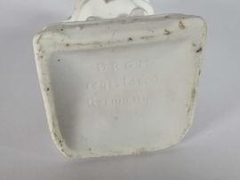 Biscuit - D.R.G.M. - registered Germany - kandelaar - 2e kwart 20e eeuw