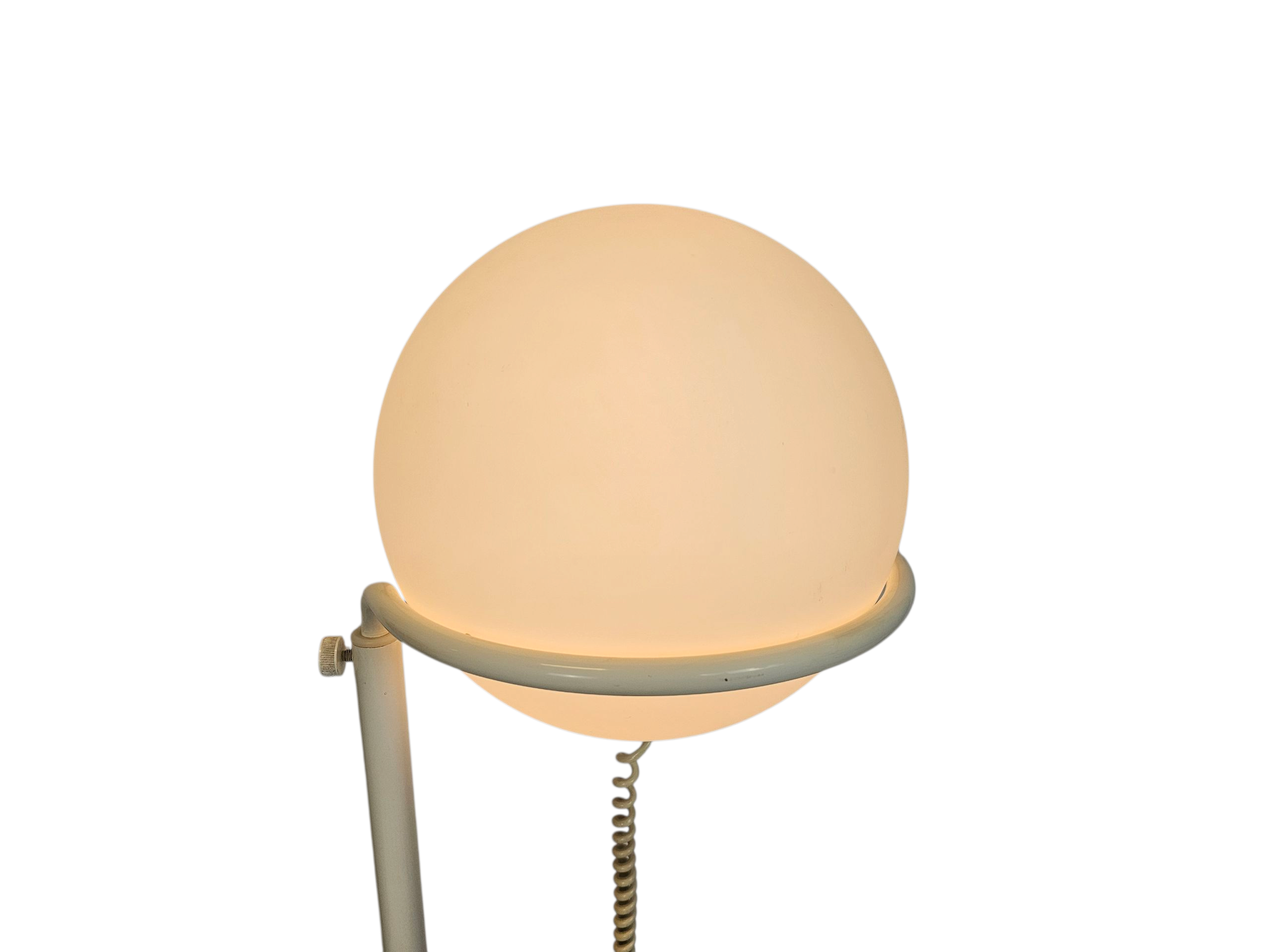 Hala Zeist - model 615 - vloerlamp met bol - 3e kwart 20e eeuw