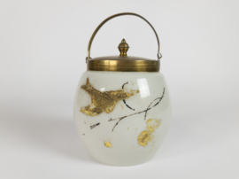 GERESERVEERD - Opaalglas - biscuit - koektrommel - goudverf - koper - 1e kwart 20e eeuw