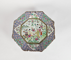 Porselein - wandbord - famille Rose - octagon - 19e eeuw
