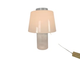 Stockmann Orno - ontwerp Yki Nummi - plexiglas - Finland - 3e kwart 20e eeuw