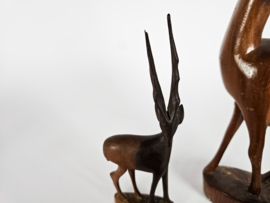 Vintage - Mid Century - Hert/Antilope/Gazelle/Stier - houtsnijwerk -  4 objecten - teak  - decoratie - 3e kwart 20e eeuw