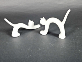 Vintage -  Naaman Porseleinfabriek - Israël  -  Wit -  Gegoten Porselein  - Stretching cats (2) - Sculptuur -  Beeldje